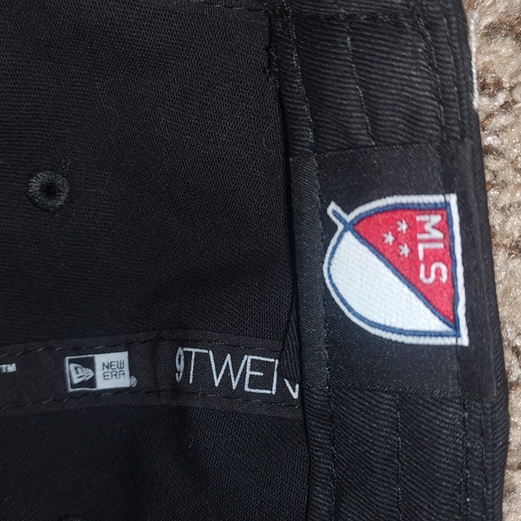 MLS New Era 9Twenty Minnesota United Soccer Embroidered Strapback Black Hat OS - Picture 9 of 10